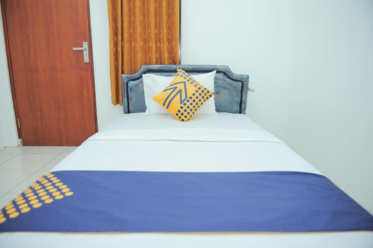 Spot On 2891 999 Guest House Sumedang Экстерьер фото
